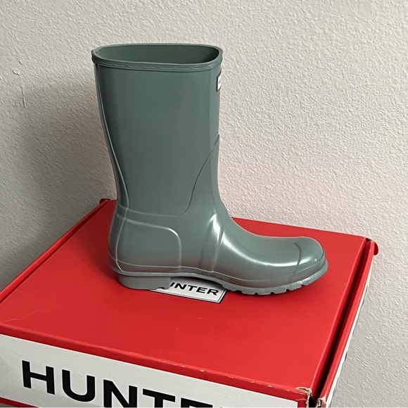 NWB Hunter Original short Gloss Rain Boots Sweet Gale Green US9M EUR40/41 - Picture 2 of 5